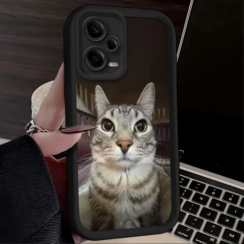 جراب هاتف عصري بتصميم قطة تدخن - مراجعة Xiaomi Redmi Note 14 وسعره